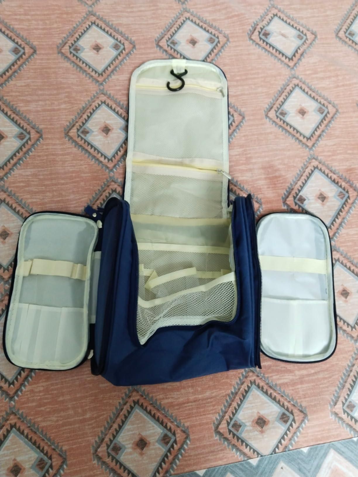 Hanging Toiletry Kit Bag
